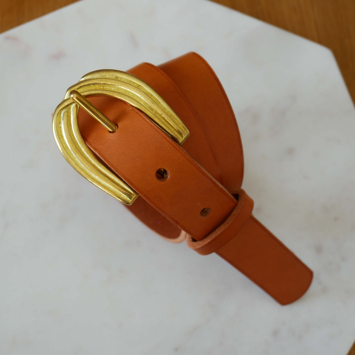 Ceinture femme Suzy en cuir – Boucle striée rétro